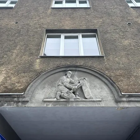 Saede Apartment *
